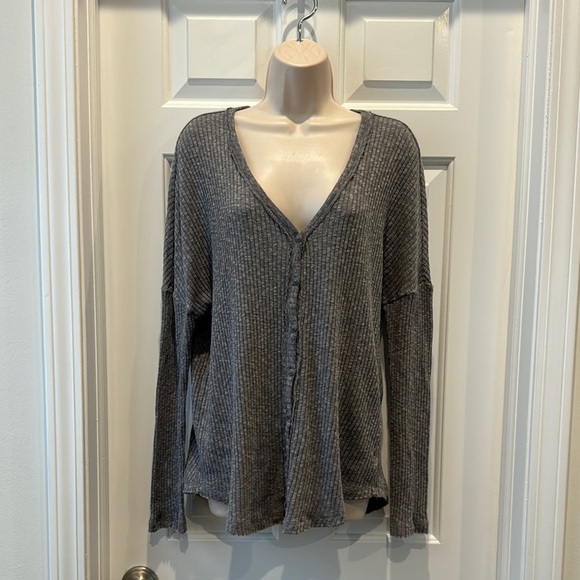 BP. Nordstrom grey vneck Henley long sleeve with buttons grey - Picture 1 of 6